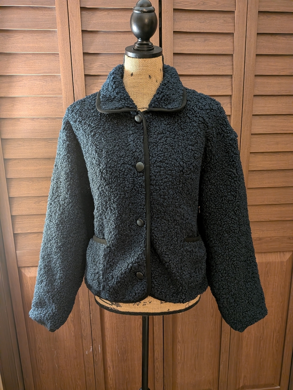 Le Lis Dark Blue Sherpa Button-Front Jacket